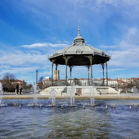 T2- Idealement Situe, Pour Votre Sejour A Valence! * ヴァランス