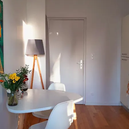 Apartmán T2- Idealement Situe, Pour Votre Sejour A Valence! *