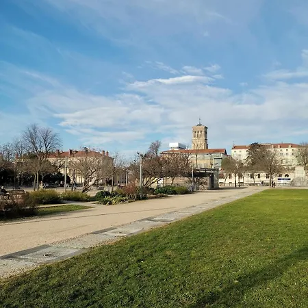 T2- Idealement Situe, Pour Votre Sejour A Valence! Apartmán *