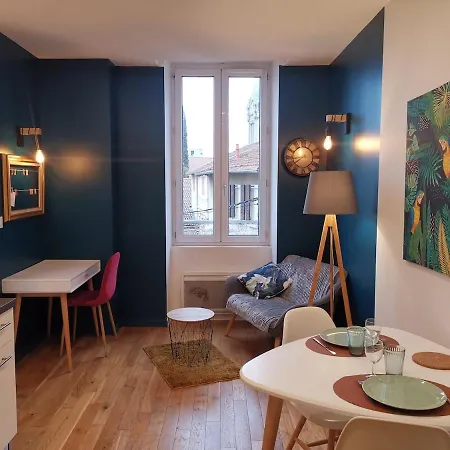 T2- Idealement Situe, Pour Votre Sejour A Valence!